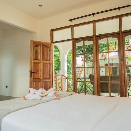 Hotel The Confidential Mandalika Kuta  Exterior foto